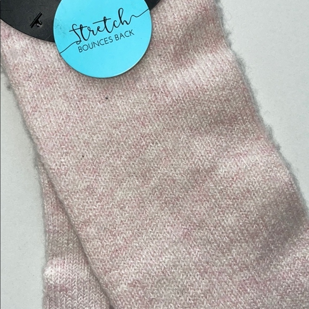 NWT Light Pink Cynthia Rowley Wool Gloves One Size - Picture 2 of 4
